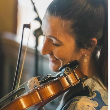 Te Wāhi Toi - Erica Hastie - Violinist & Teacher